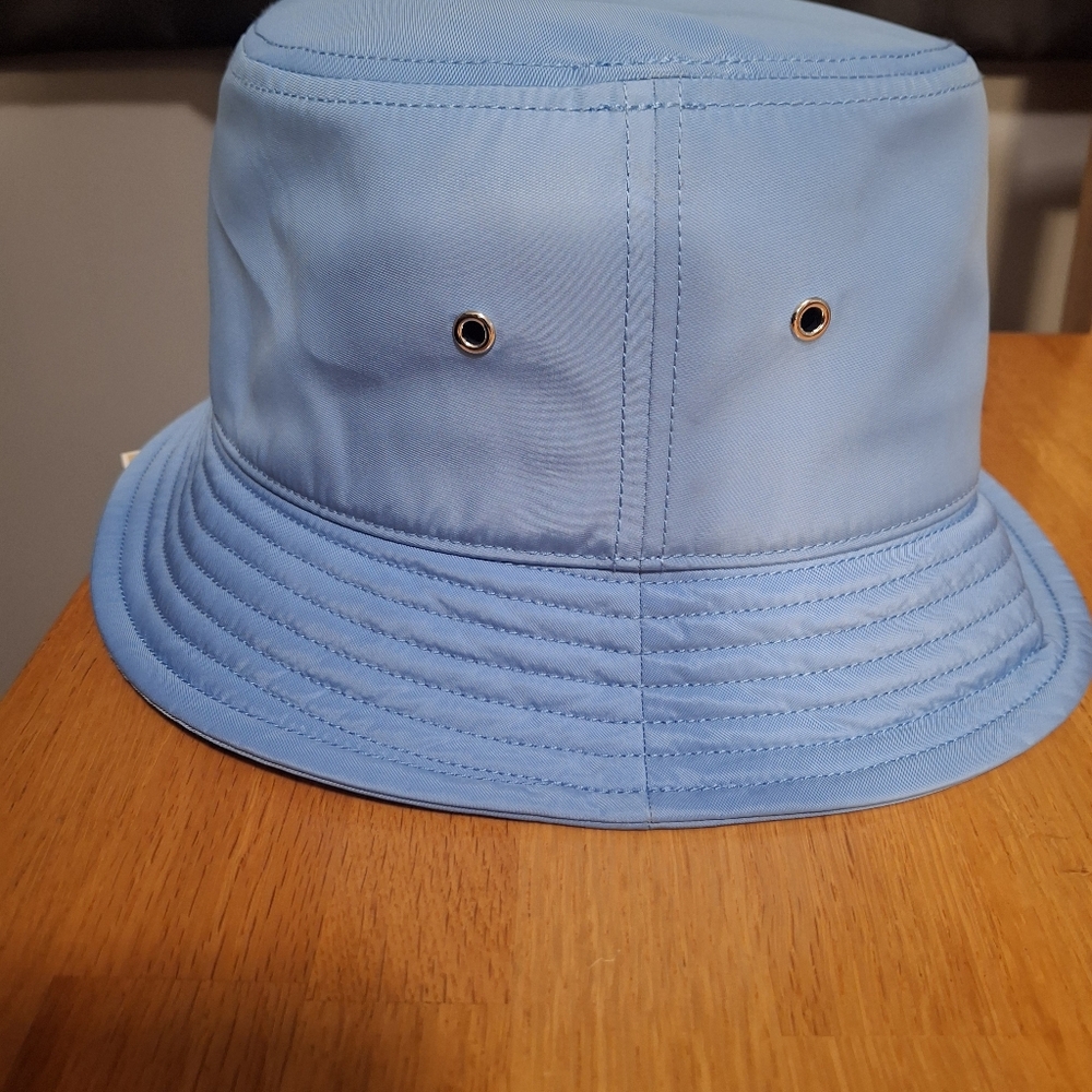 Host Pick Michael Kors Woven Bucket Hat - Picture 8 of 12